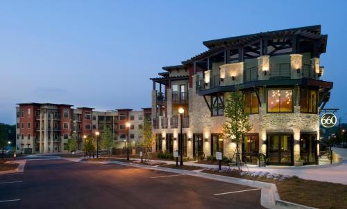 Aparthotel Luxury Parkside Apartments