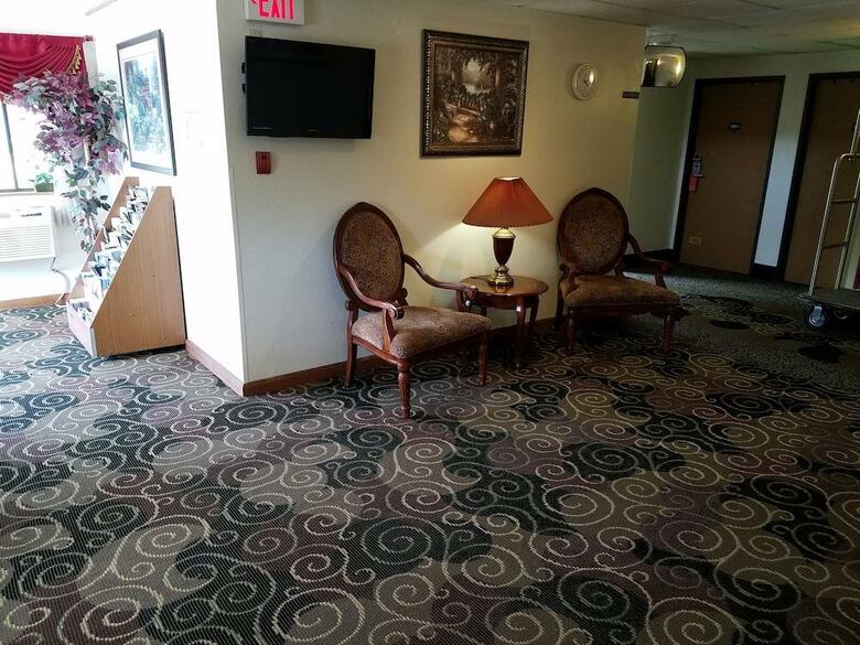 Hotel Super 8 Motel -auburn