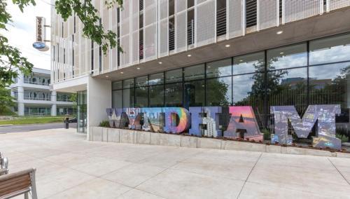 Apartamentos Luxury Downtown Rooftop Pool 2bdr 2bath