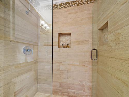Apartamento 1106 W 6th Condo