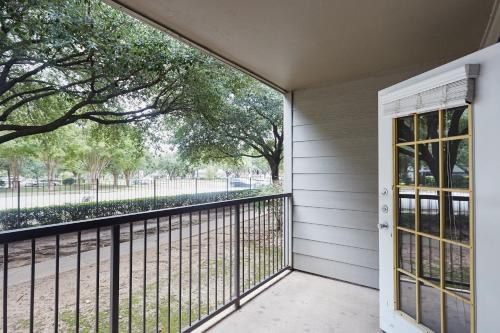 The Domain Premier Suites By Sonder