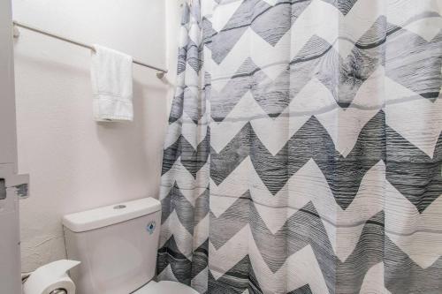 Apartamento University Flat + Pool + Gym