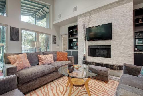 Tree-shaded Home In Austin