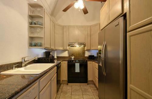 Apartamento 4 Bedroom Central Downtown Condo By Austinstays