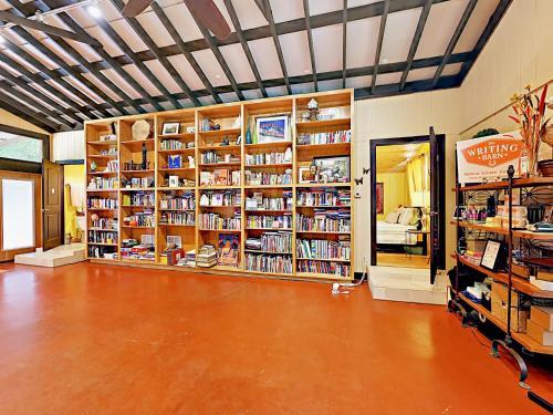 South Austin Multi-home Retreat