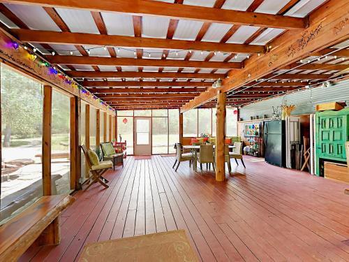 South Austin Multi-home Retreat