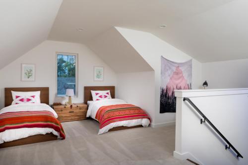 48 Waller St House Unit A