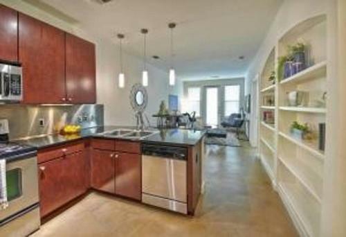 Staylo Luxury 2 Bedroom Apartment