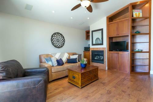 358 Front Street Two-bedroom Apartment