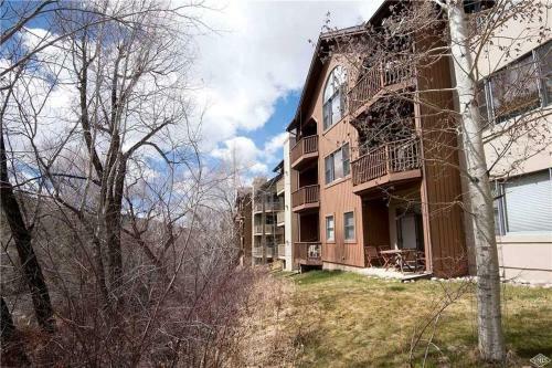 380 E. Hurd Lane Townhouse