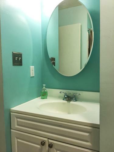 Apartamento Centrally Located Condo W/ Parking