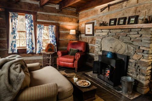 Bed & Breakfast The Mast Farm Inn
