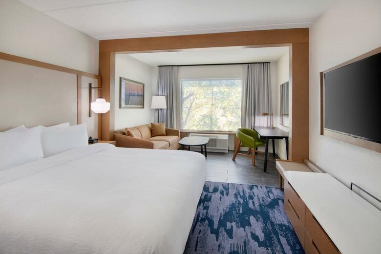 Holiday Inn Express Hotel & Suites Columbia - Downtown