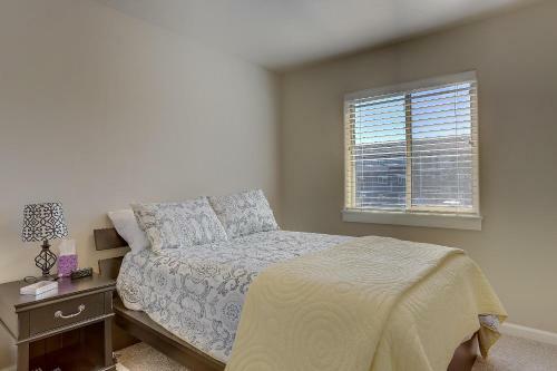 Mccall Landing-new-3br/2.5ba