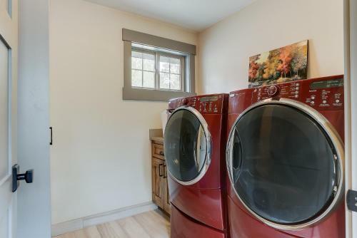 Canyon Ranch-ac-ht-5br/3.5b