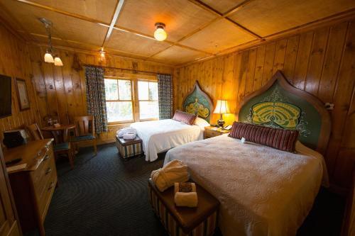 Hotel Mcmenamins Old St. Francis School
