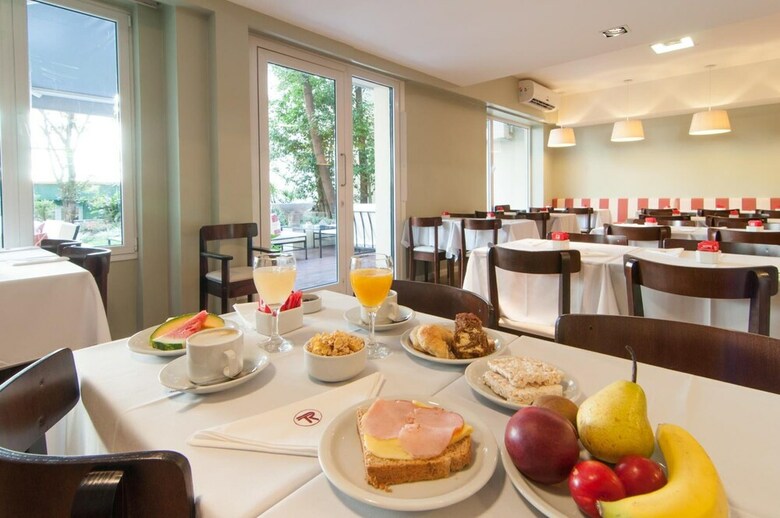Hotel Trianon Residence Recoleta