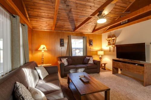 Phil`s Mountain Hideout (aka Wattage Cottage)