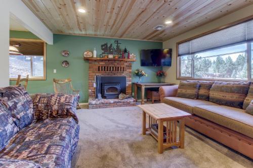Family Bear Cottage