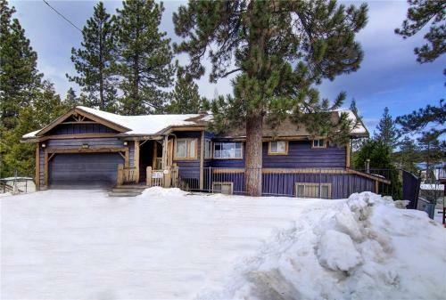 Lake View Lodge