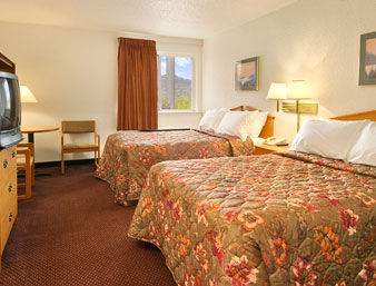 Hotel Days Inn And Suites Bridgeport