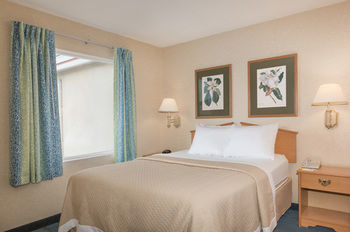 Hotel Days Inn And Suites Bridgeport