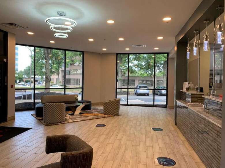 Hotel Ramada By Wyndham Gainesville