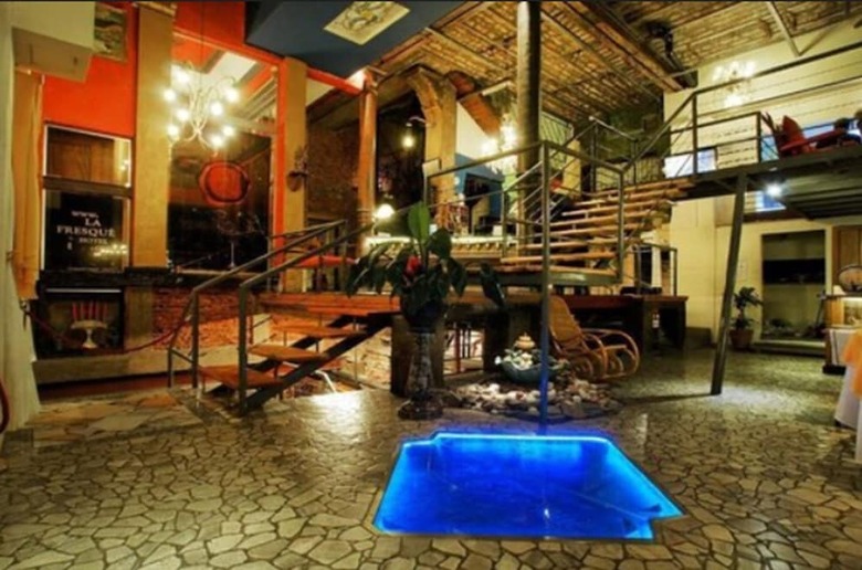 La Fresque Hotel