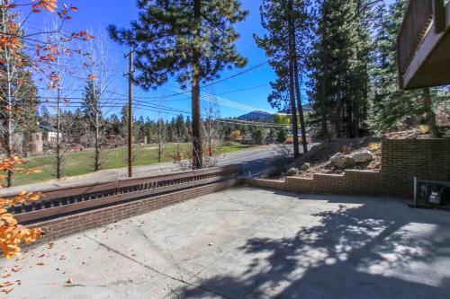 ~bear Mountain Chalet #639~