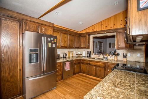 Majestic Pines Home