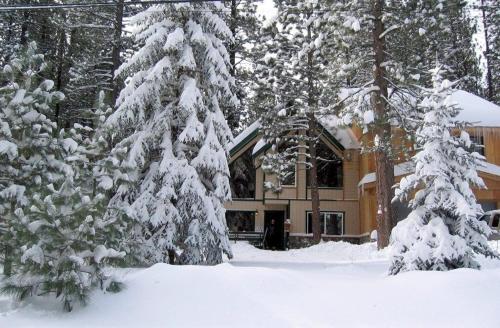 066 Schnabel Haus Home
