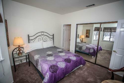 1657 - Viking Estate Condo