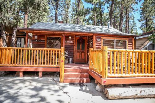Little Bear Hug Home