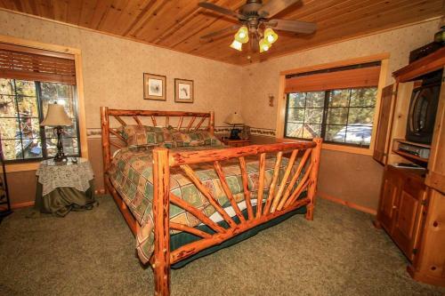 Dreams Of Summit Upscale Log Retreat