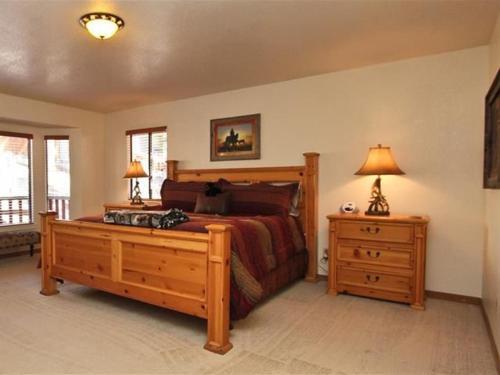 098 Bear Ranch Retreat Home