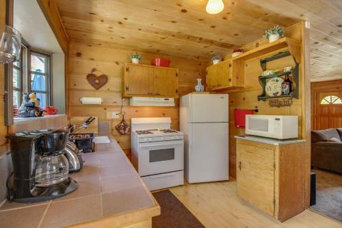 White Pine Cabin
