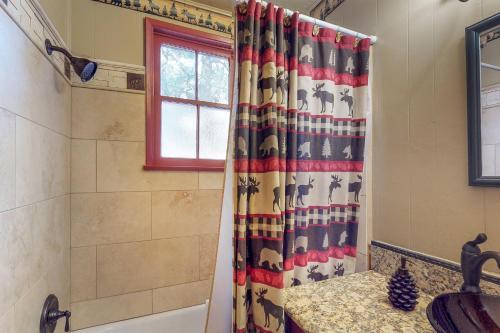 Bearpaw Cottage