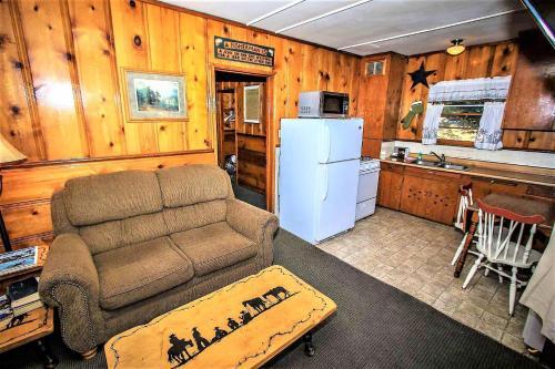 ~juniper Cabin #105~