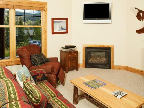 Powder Ridge Cabin 11