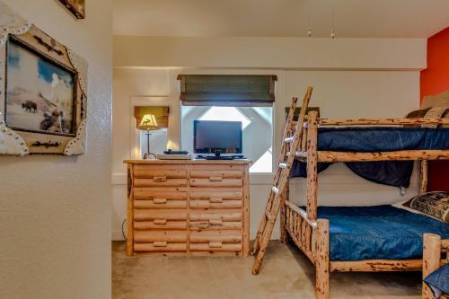 Saddle Ridge Townhome I-5
