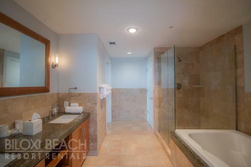 Ocean Club 604 Deluxe - Two Bedroom Apartment