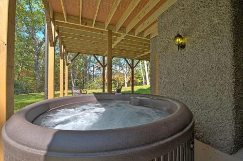 High Top Mountain Lodge Cabin