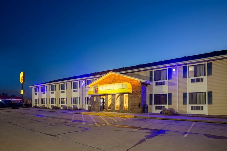 Hotel Super 8 Motel - El Dorado