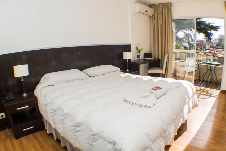 Hotel Nu�ez Suites