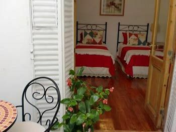 Hotel Boutique Simple & Charming Hotel Bed & Breakfast