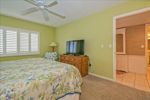 Sea Oats 335 Apartment