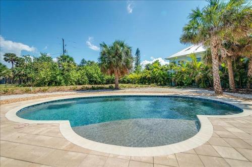 Homes-343 Gulf Blvd
