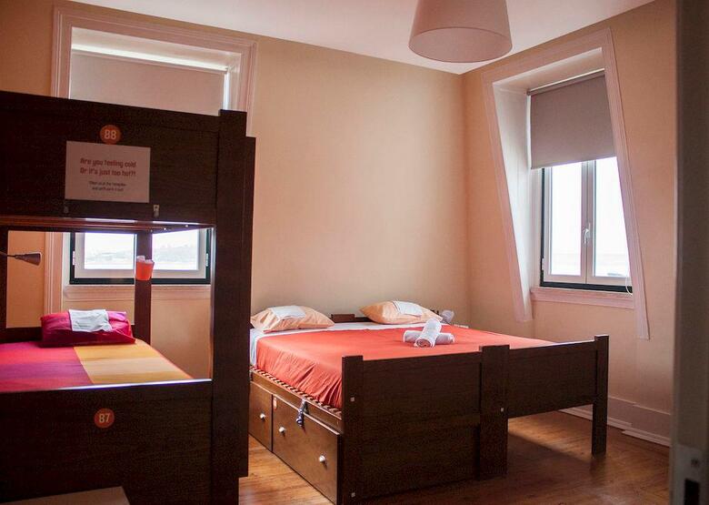 Hostal Lisb'on Hostel