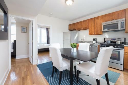 Apartamento Three-bedroom Apt In The North End