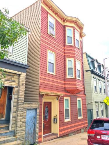 Telegraph Street 1 Apartment